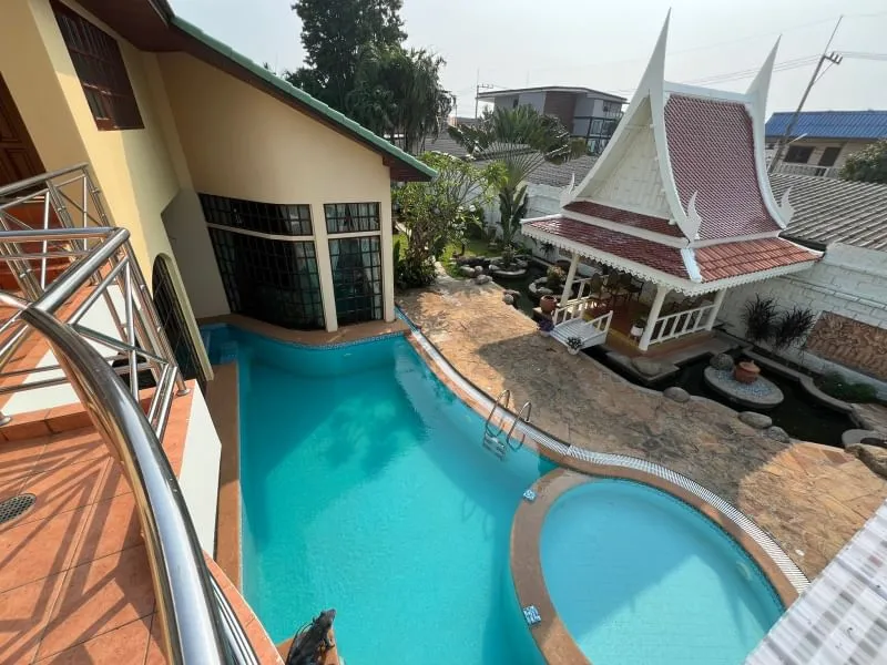 House or villa, 591 m² in Pattaya — photo 11