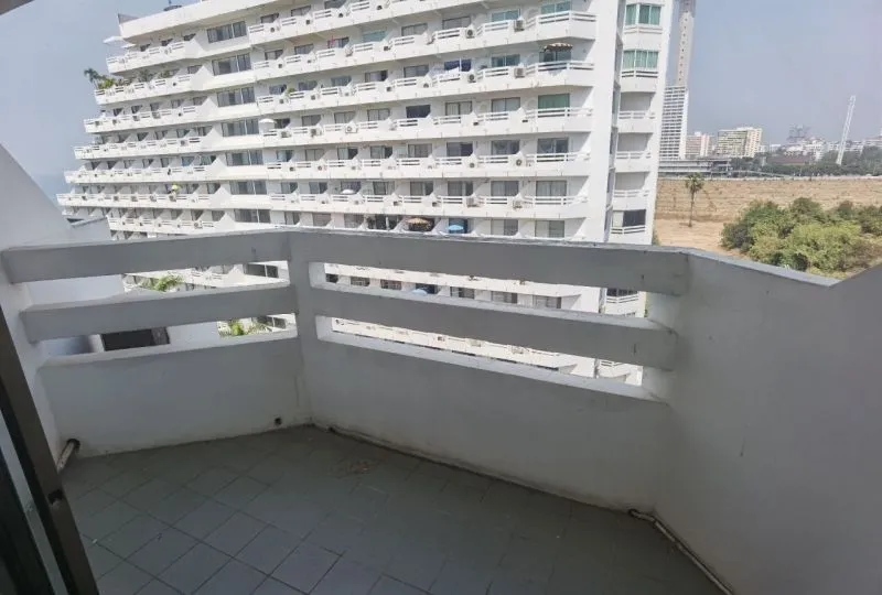Studio apartment, 36 m² in Pattaya — photo 6