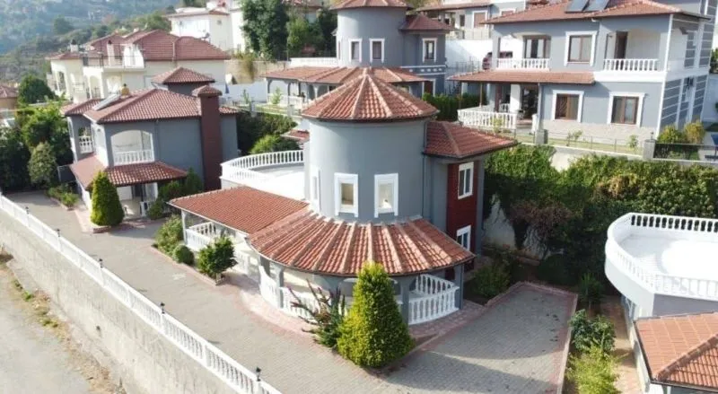House or villa, 220 m² in Alanya — photo 1