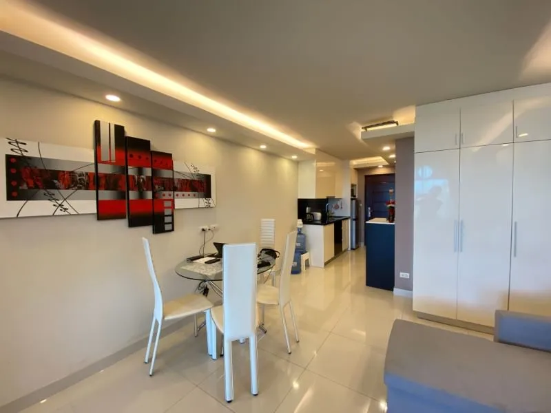 Studio apartment in Pattaya — photo 4