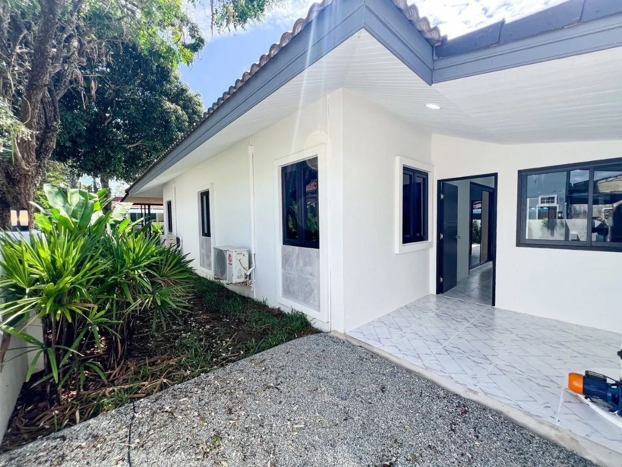 House or villa, 300 m² in Phuket — photo 1