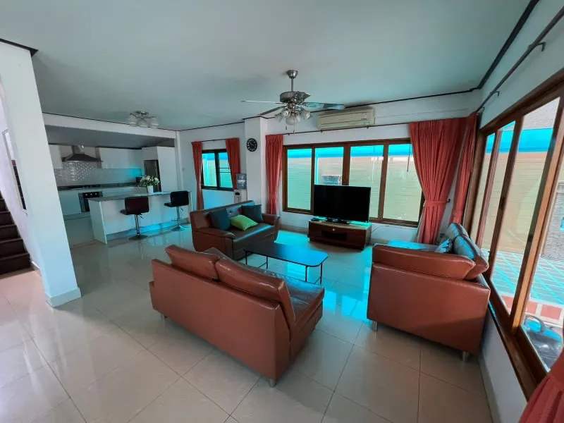House or villa, 230 m² in Pattaya — photo 3