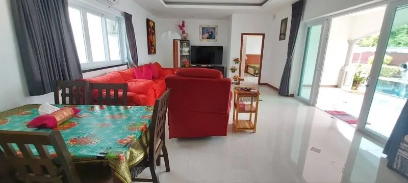 House or villa, 363 m² in Pattaya — photo 13