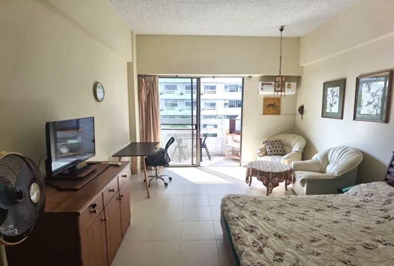 Studio apartment, 36 m² in Pattaya — photo 4
