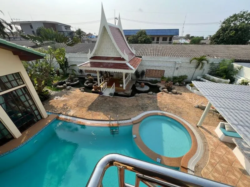 House or villa, 591 m² in Pattaya — photo 9
