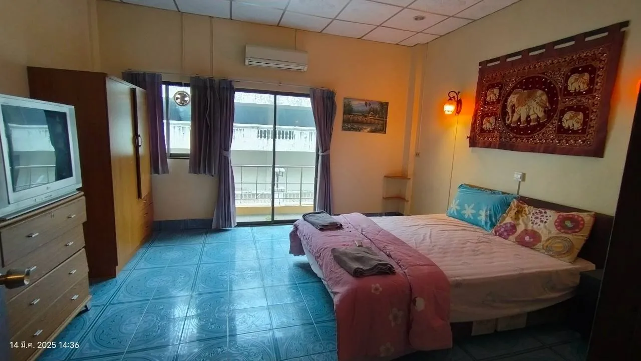 Commercial property, 220 m² in Pattaya — photo 2