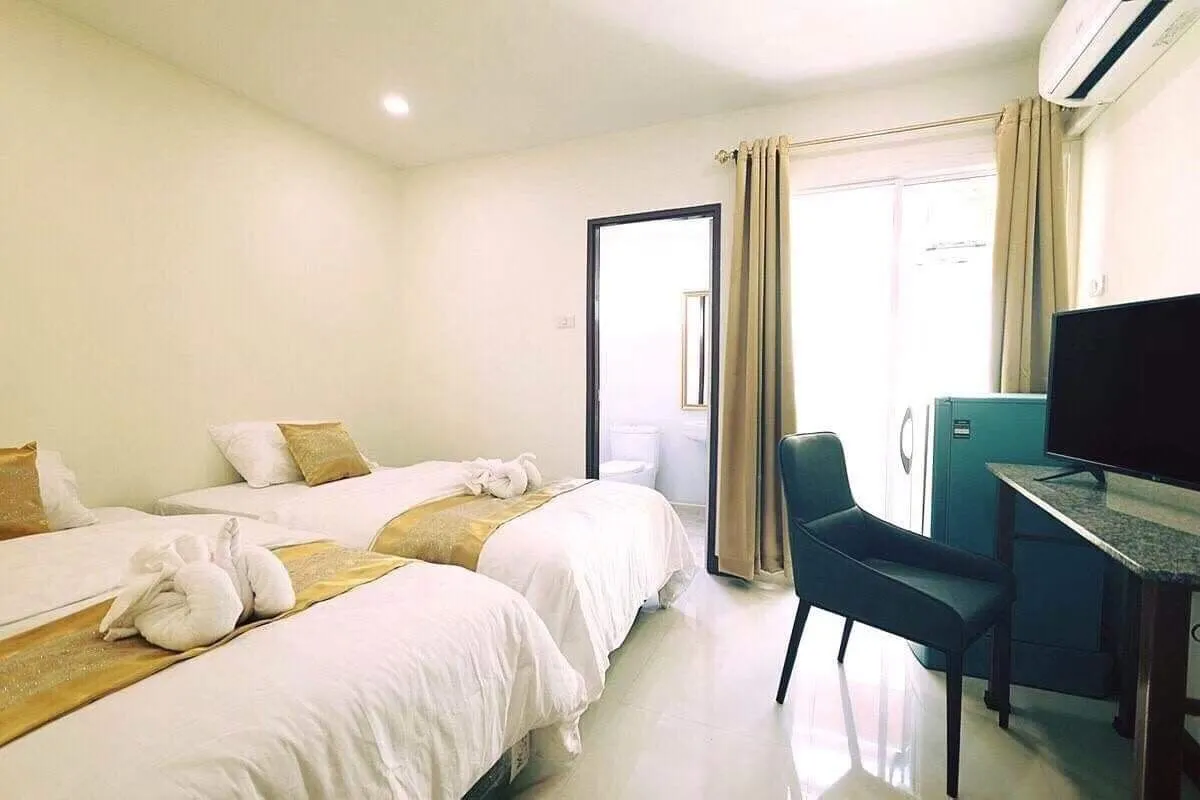 Commercial property, 260 m² in Pattaya — photo 5