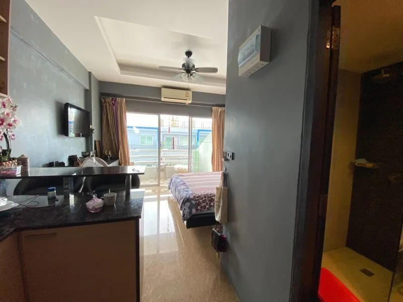 Studio apartment, 26 m² in Pattaya — photo 10