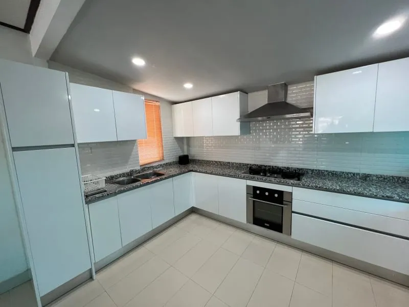 House or villa, 230 m² in Pattaya — photo 4