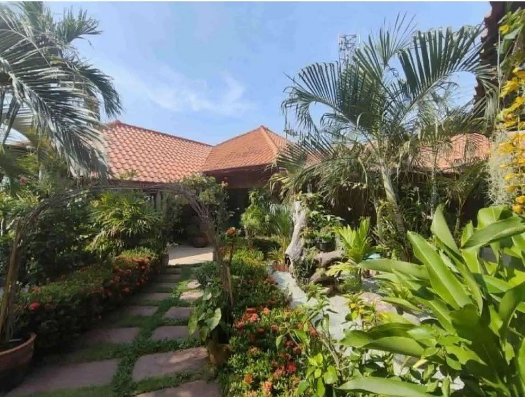 House or villa, 556 m² in Pattaya — photo 2