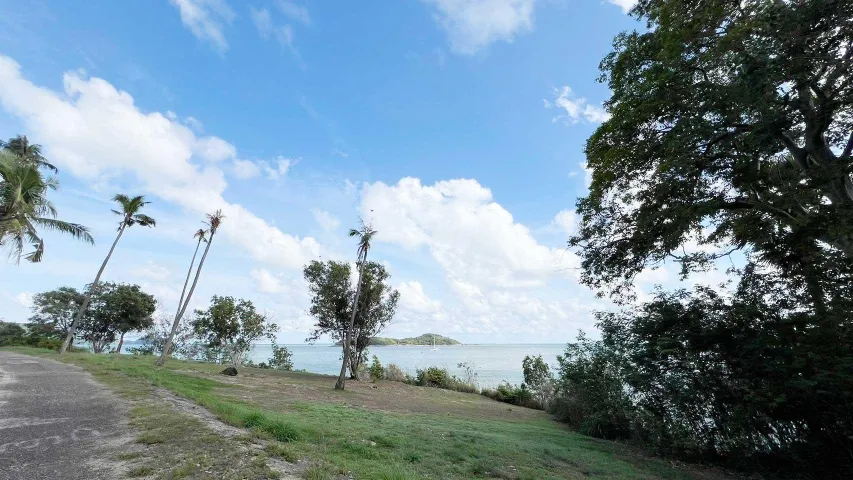 Land in Phuket — photo 4