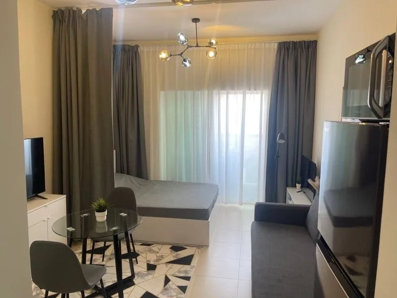 Studio apartment, 36 m² in Dubai — photo 3