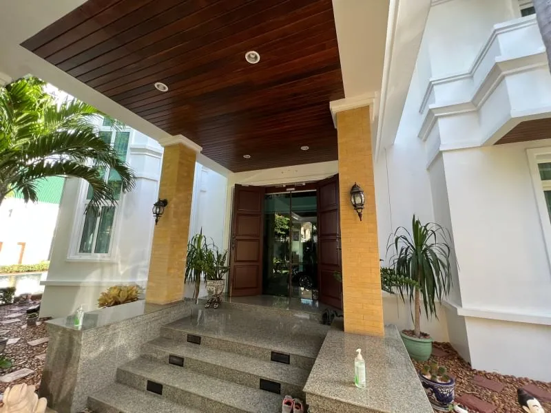 House or villa in Pattaya — photo 6