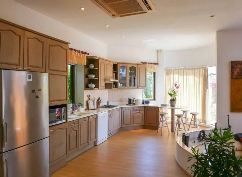 Apartment, 450 m² in Phuket — photo 2
