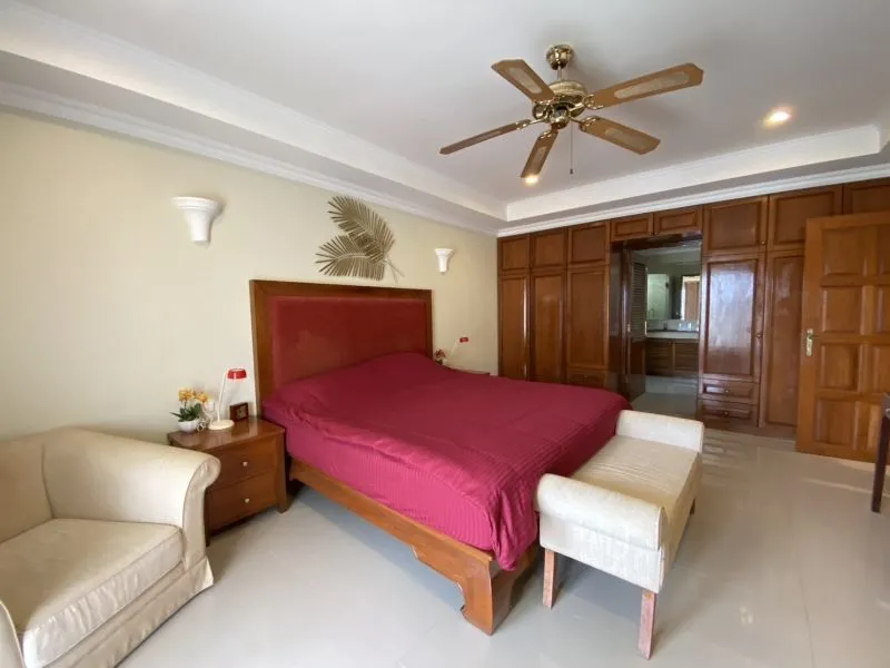 Apartment, 89 m² in Pattaya — photo 1