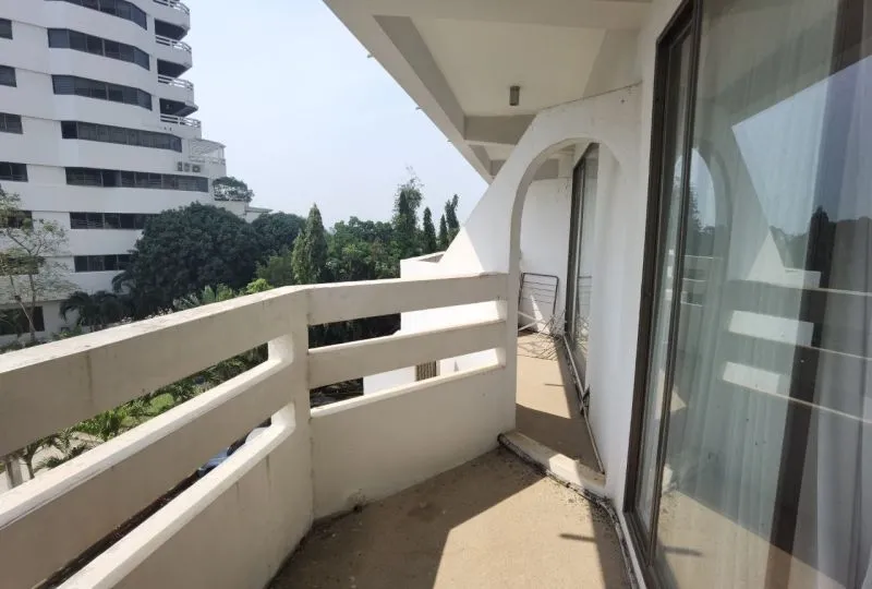 Studio apartment, 36 m² in Pattaya — photo 13