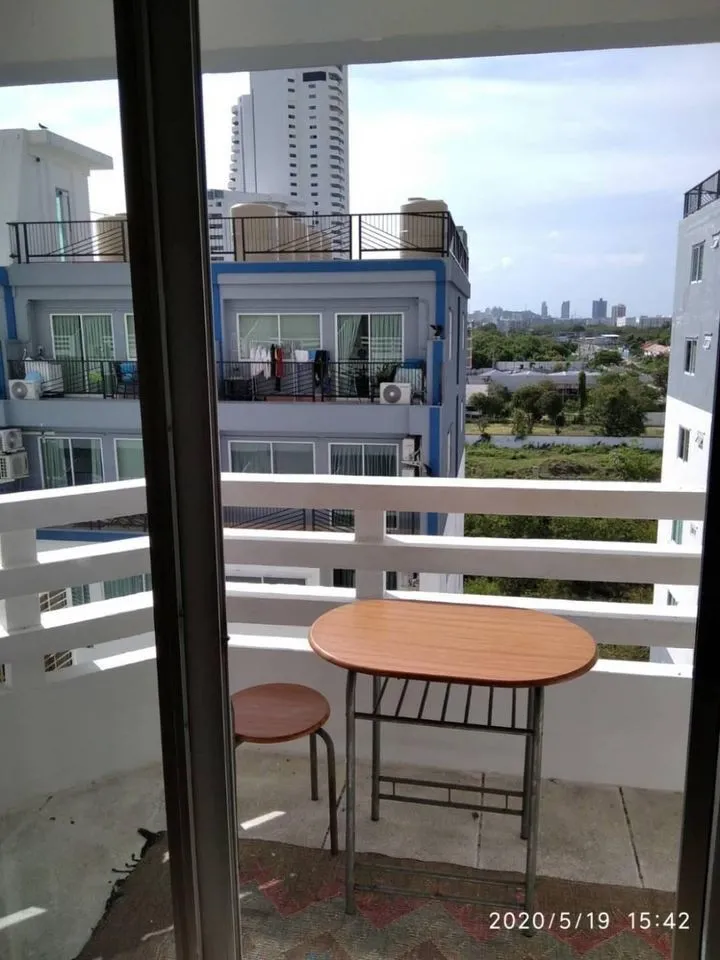 Studio apartment, 28 m² in Pattaya — photo 4