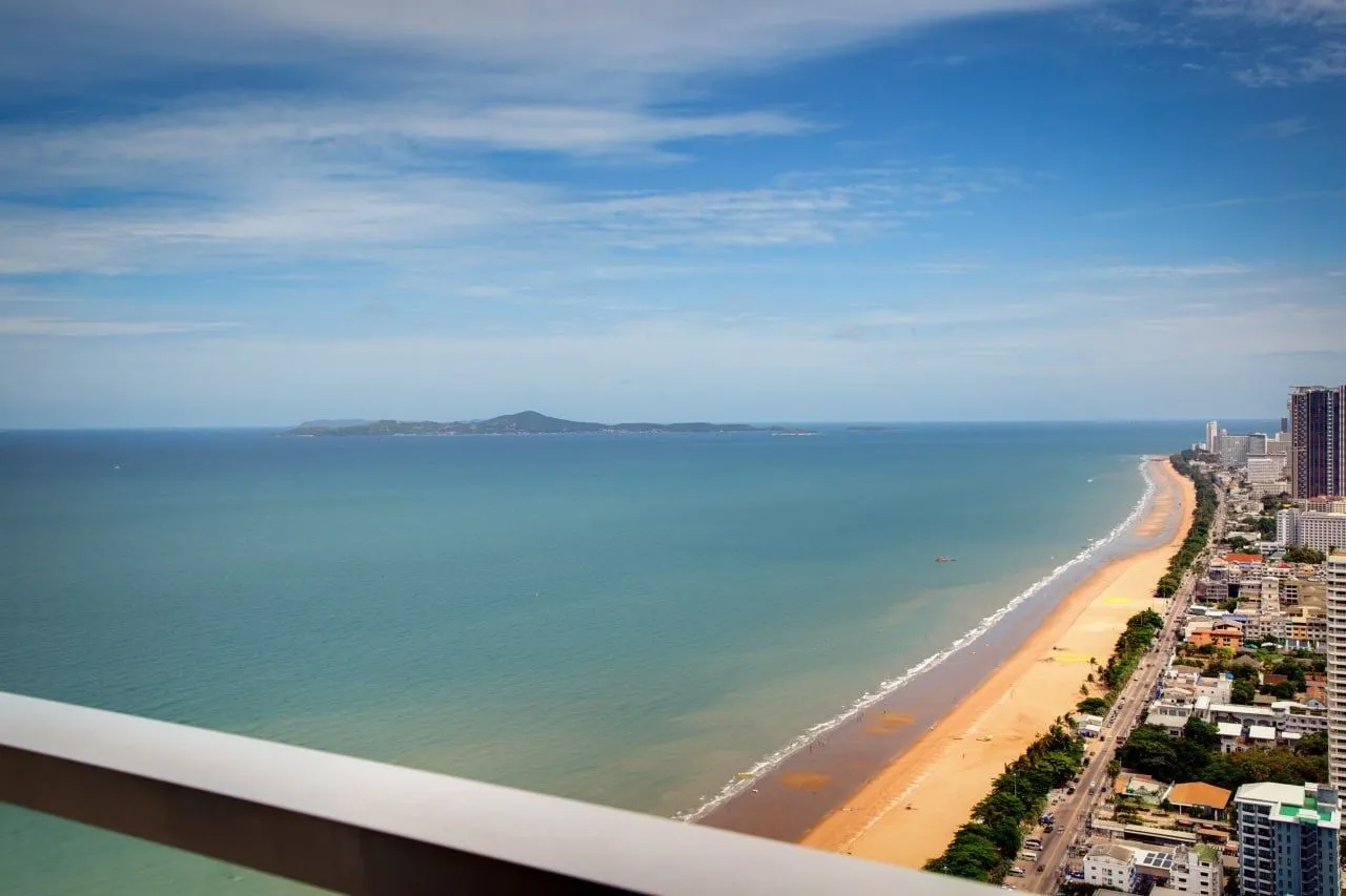 Apartment in Pattaya — photo 13