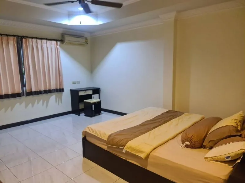 House or villa, 350 m² in Pattaya — photo 19