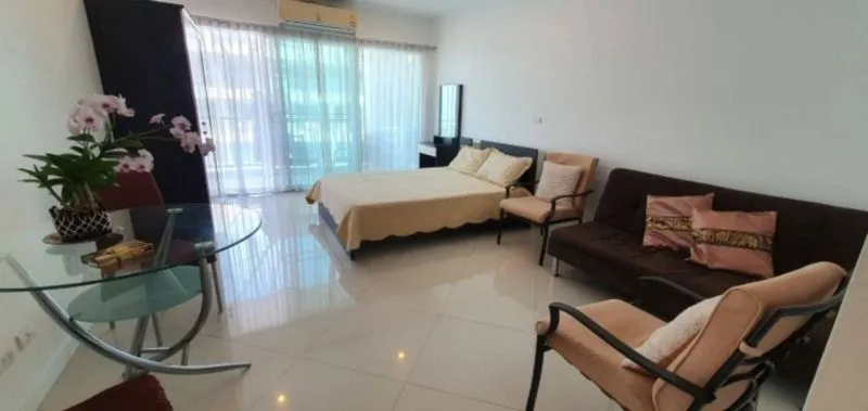 Studio apartment, 40 m² in Pattaya — photo 3