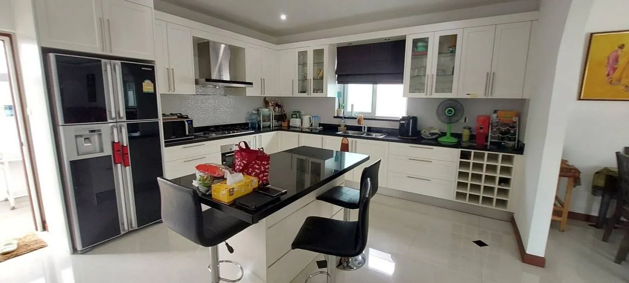 House or villa, 285 m² in Pattaya — photo 13