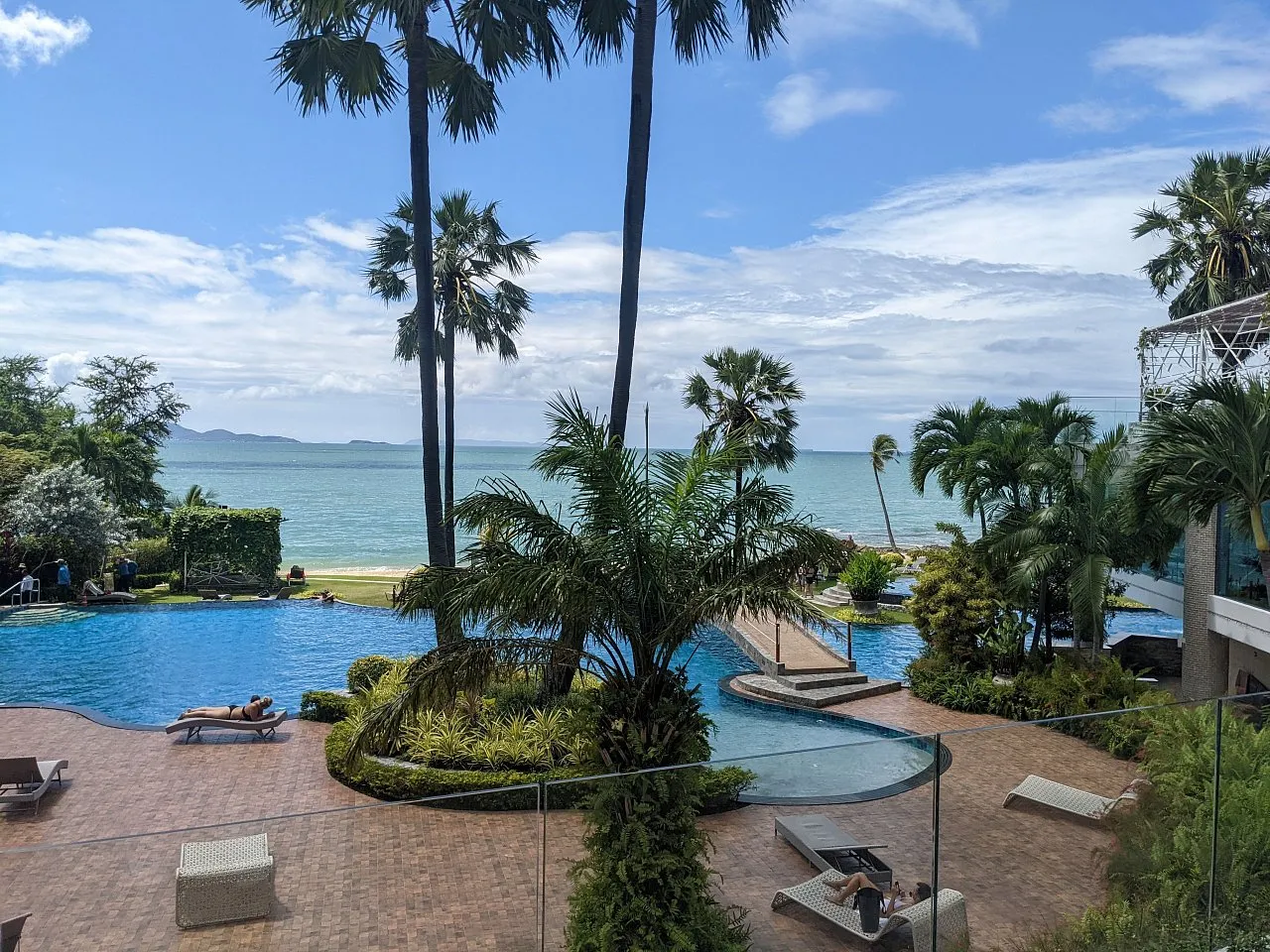 Studio apartment, 33 m² in Pattaya — photo 14