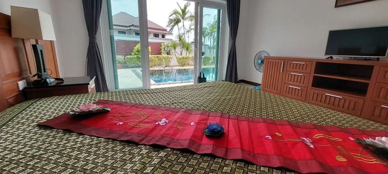 House or villa, 285 m² in Pattaya — photo 7
