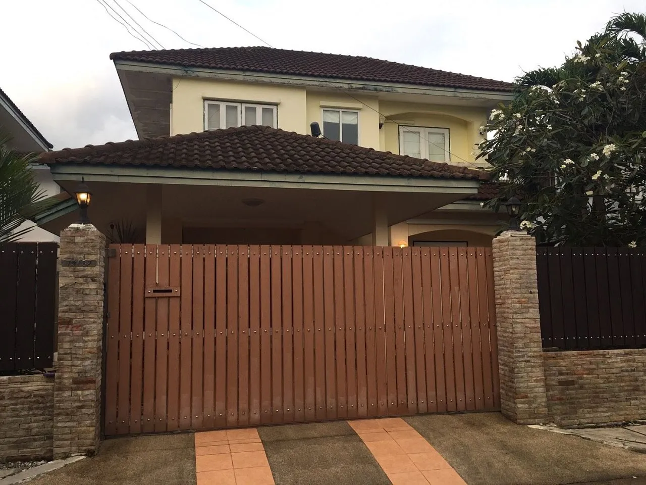 House or villa, 200 m² in Phuket — photo 1