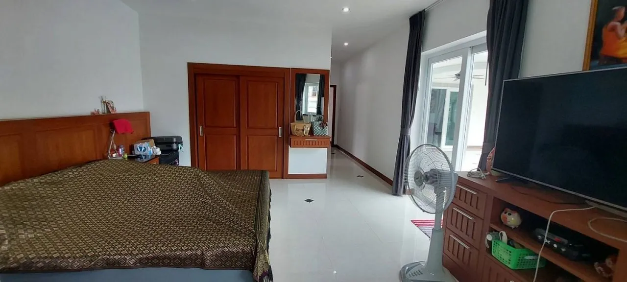 House or villa, 285 m² in Pattaya — photo 18