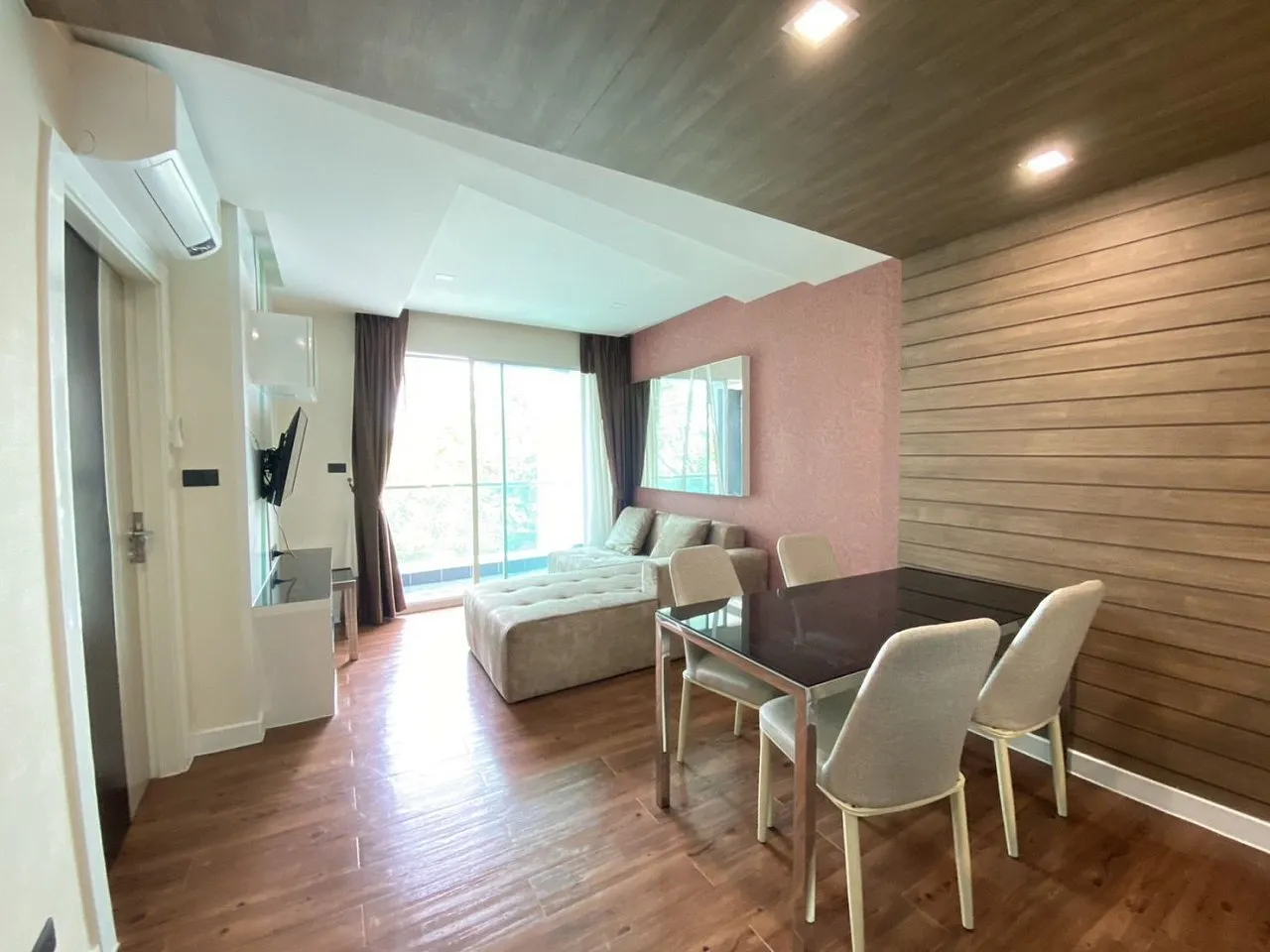 Apartment in Pattaya — photo 9