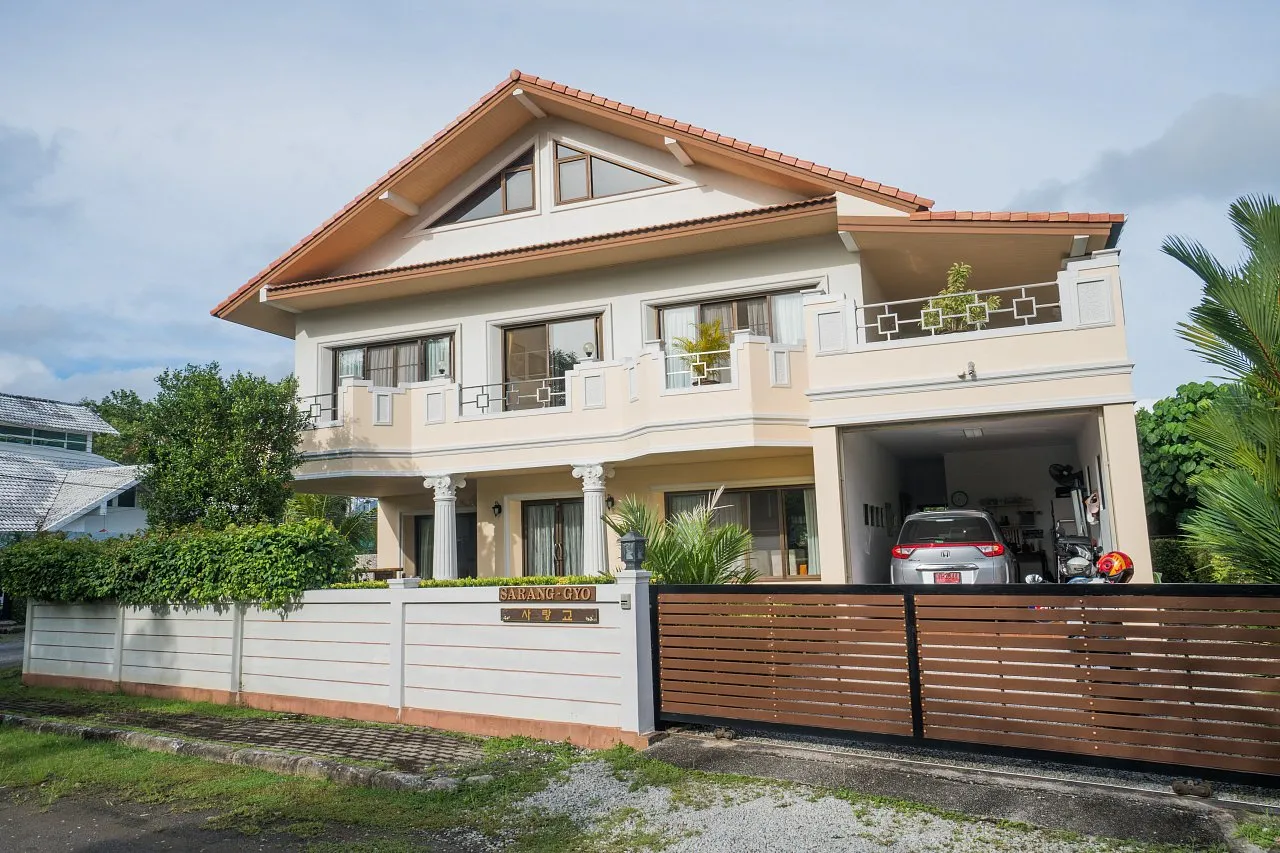 House or villa, 400 m² in Phuket — photo 1