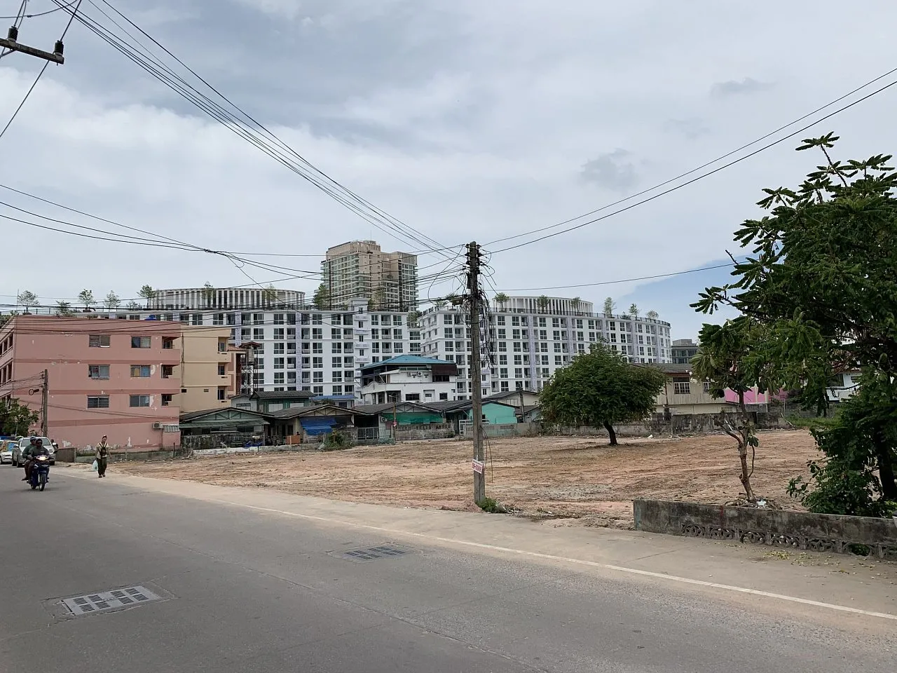 Commercial property, 3440 m² in Pattaya — photo 1