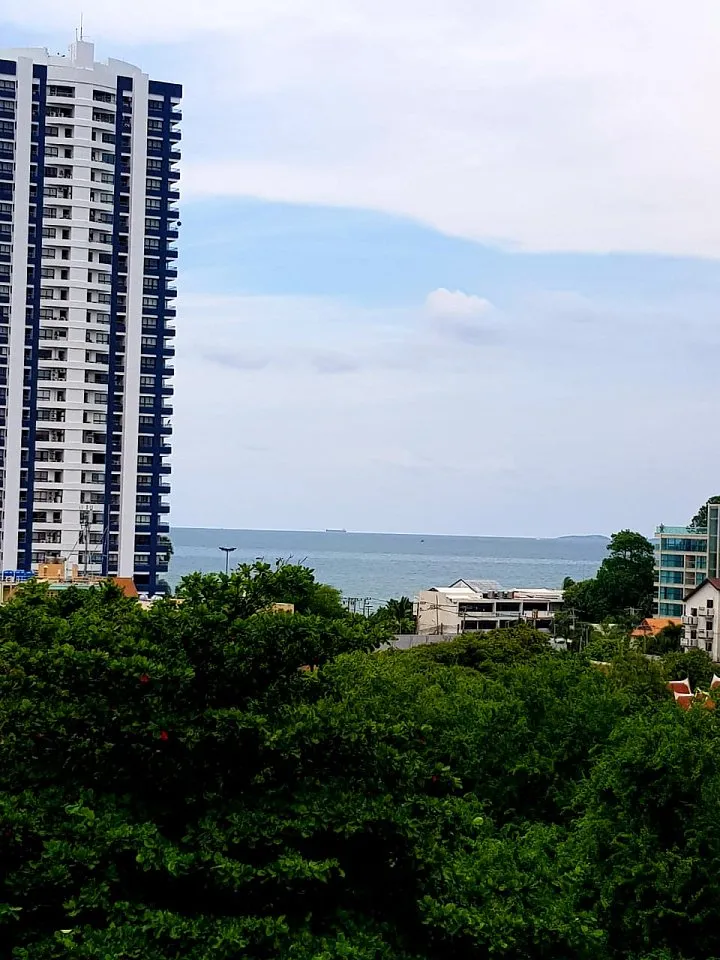 Studio apartment, 25 m² in Pattaya — photo 7
