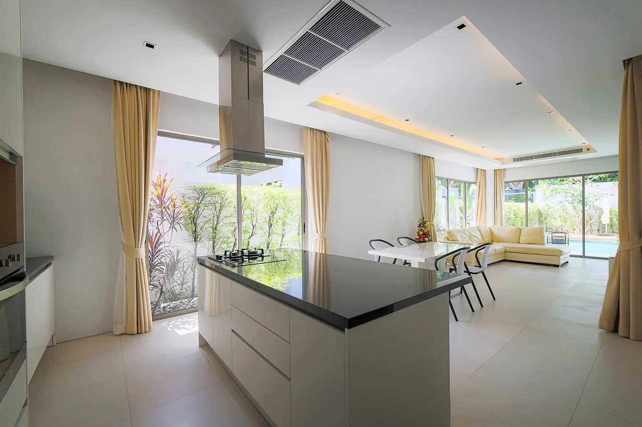 House or villa, 319 m² in Phuket — photo 9