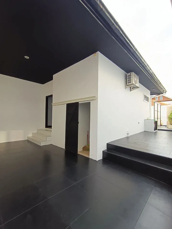 House or villa, 352 m² in Pattaya — photo 26