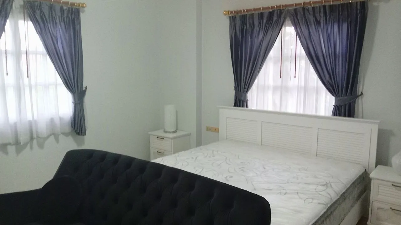 House or villa, 384 m² in Pattaya — photo 1