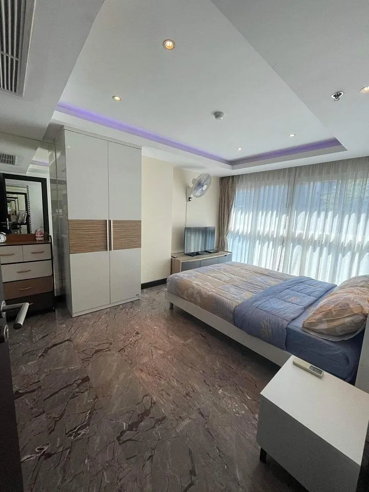 Apartment in Pattaya — photo 6