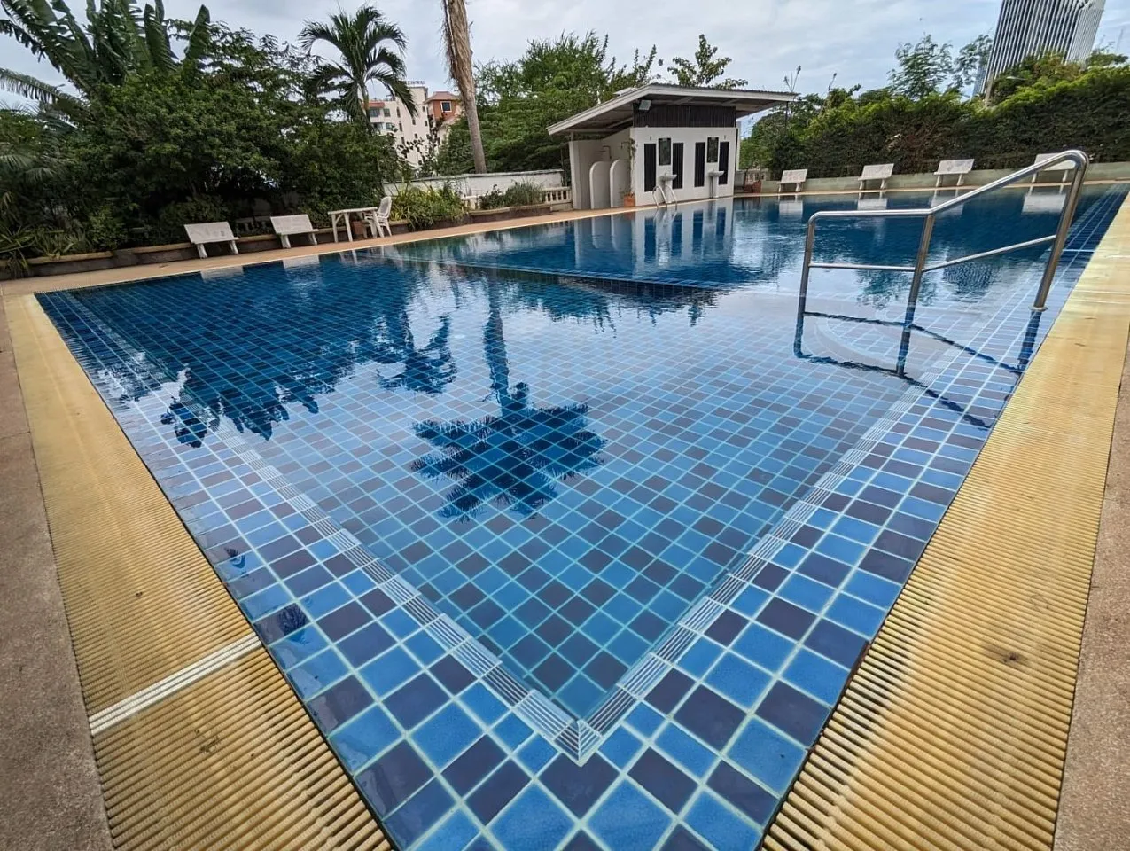Studio apartment in Pattaya — photo 9