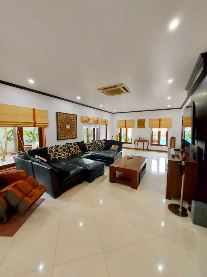 House or villa, 550 m² in Pattaya — photo 13