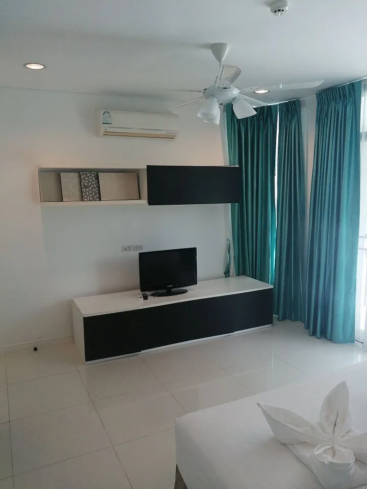 Apartment in Phuket — photo 2