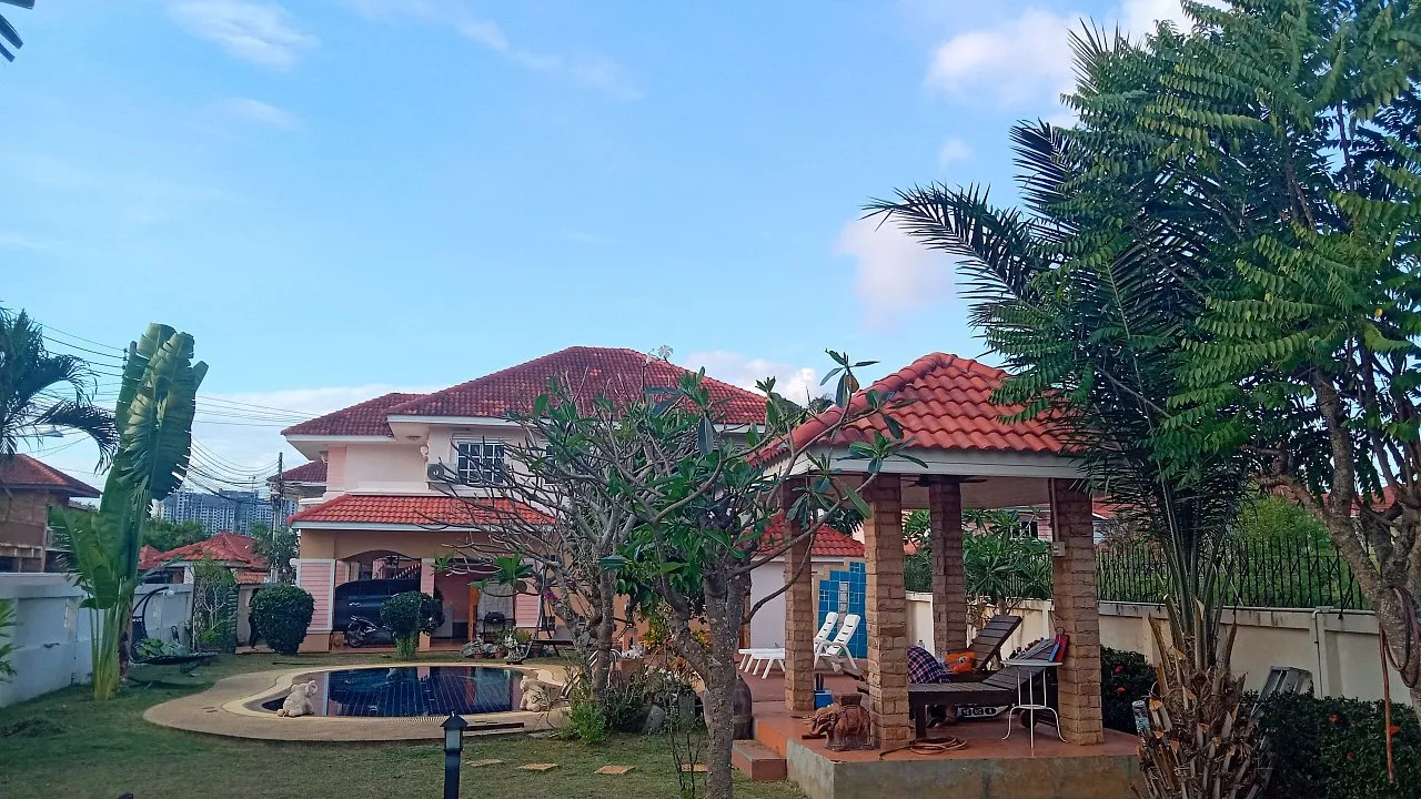 House or villa, 884 m² in Pattaya — photo 14